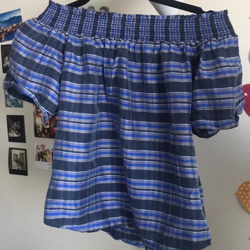 Collection off-the-shoulder top in yarn-dyed silk